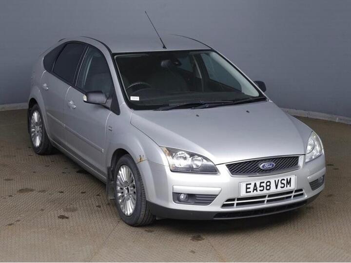Ford Focus 1.6 Titanium 5dr