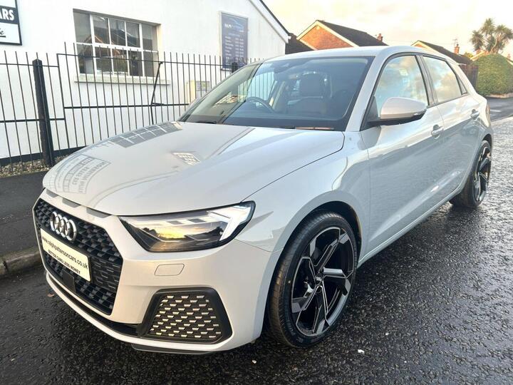 Audi A1 1.0 TFSI 30 Technik Sportback Euro 6 (s/s) 5dr