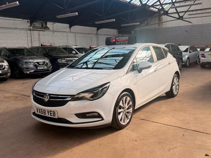 Vauxhall Astra 1.6 CDTi BlueInjection Tech Line Nav Euro 6 (s/s) 5dr