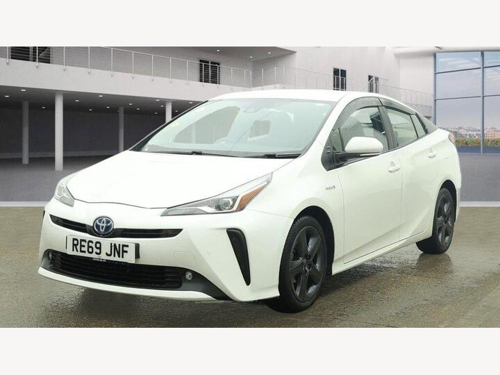 Toyota Prius 1.8 VVT-h Excel CVT Euro 6 (s/s) 5dr (15in Alloy)