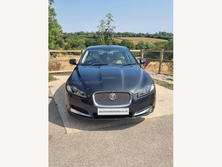 Jaguar XF 2.2d Luxury Auto Euro 5 (s/s) 4dr
