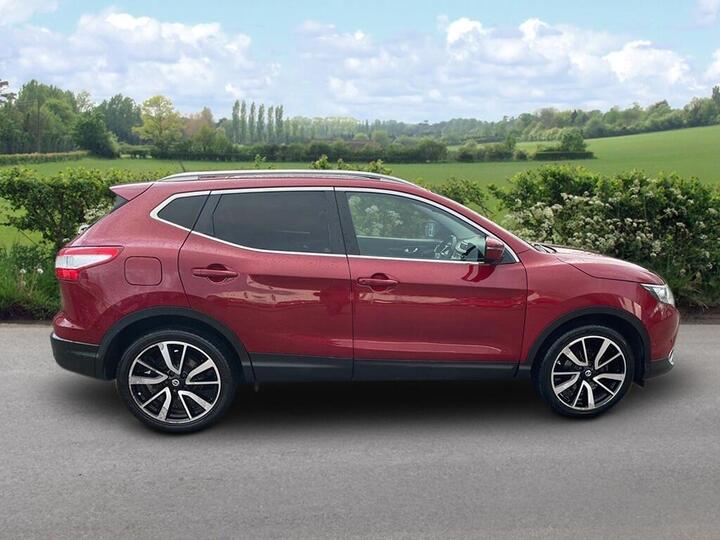 Nissan Qashqai 1.2 DIG-T Tekna 2WD Euro 6 (s/s) 5dr Nissan Qashqai 1.2 DIG-T Tekna 2WD Euro 6 (s/s) 5dr