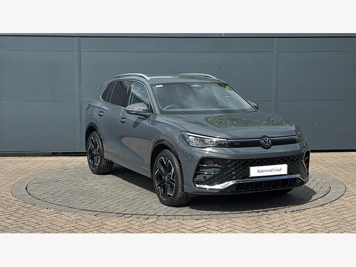Volkswagen TIGUAN 2.0 TDI R-Line DSG Euro 6 (s/s) 5dr