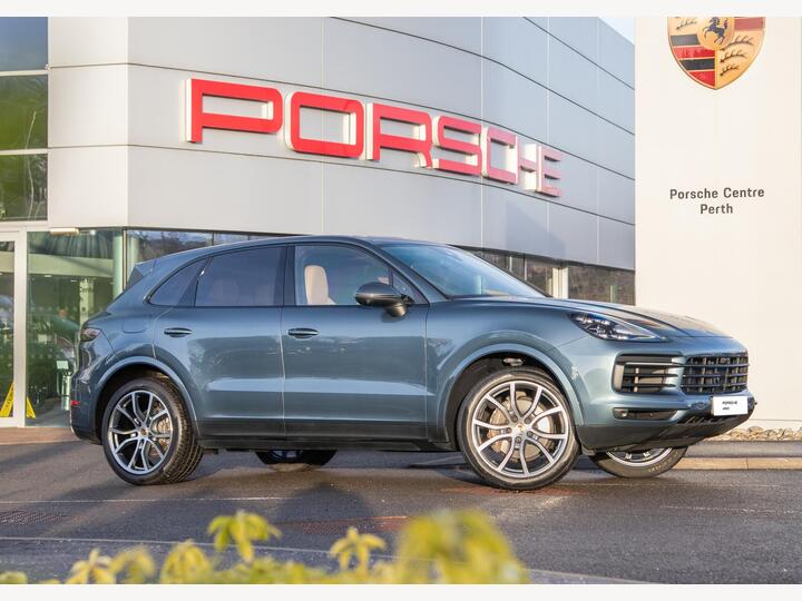 Porsche Cayenne 3.0T V6 TiptronicS 4WD Euro 6 (s/s) 5dr Porsche Cayenne 3.0T V6 TiptronicS 4WD Euro 6 (s/s) 5dr