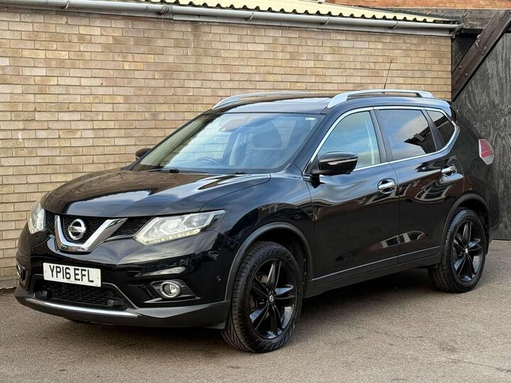 Nissan X-TRAIL 1.6 DCi Tekna 4WD Euro 6 (s/s) 5dr Nissan X-TRAIL 1.6 DCi Tekna 4WD Euro 6 (s/s) 5dr