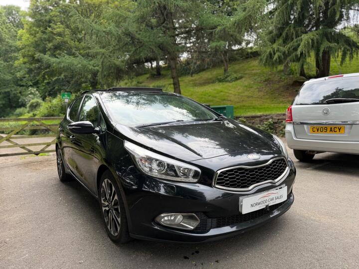 Kia Ceed 1.6 CRDi EcoDynamics 4 Tech Euro 5 (s/s) 5dr