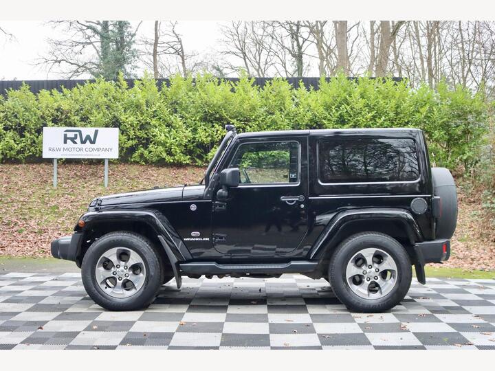 Jeep Wrangler 2.8 CRD Overland Auto 4WD Euro 6 2dr