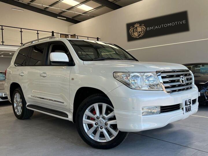 Toyota LAND CRUISER 4.6 V8  II SUV 3dr Petrol Manual (85 Bhp)