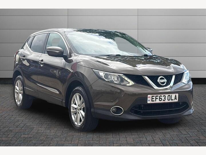 Nissan Qashqai 1.2 DIG-T Acenta Premium 2WD Euro 5 (s/s) 5dr