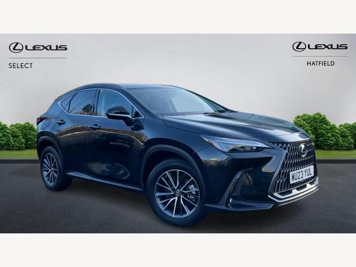 Lexus NX 2.5 450h+ 18.1kWh E-CVT 4WD Euro 6 (s/s) 5dr