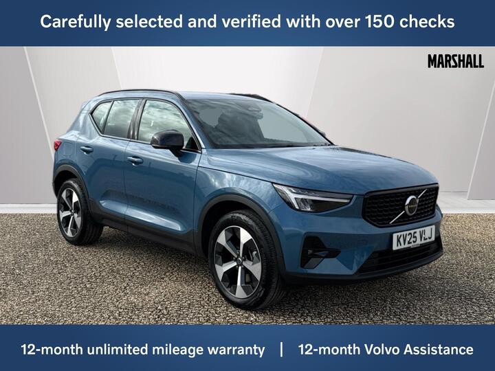 Volvo XC40 2.0 B4 MHEV Plus Dark DCT Auto Euro 6 (s/s) 5dr