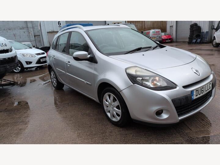 Renault Clio 1.5 DCi Expression Sport Tourer Euro 5 5dr Renault Clio 1.5 DCi Expression Sport Tourer Euro 5 5dr