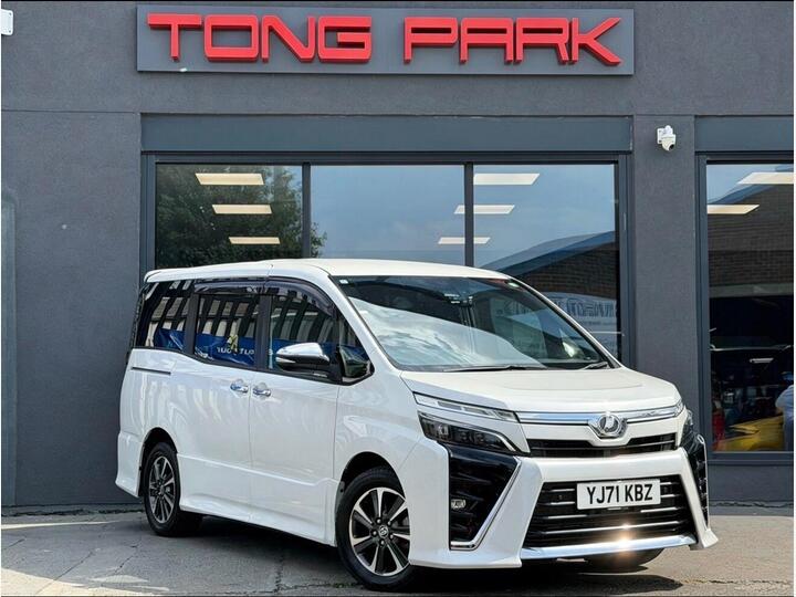 Toyota Voxy 2.0 Petrol Auto ZS Kirameki II 5dr