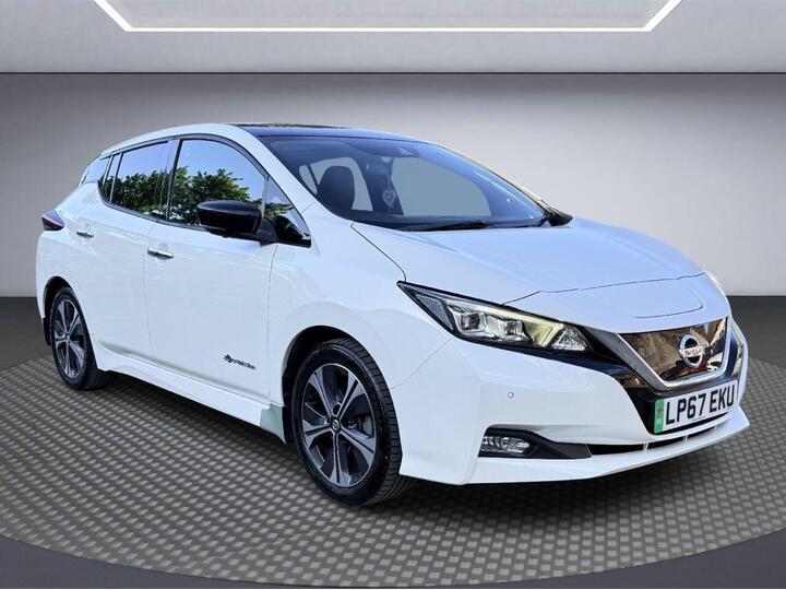 Nissan LEAF 40kWh Tekna Auto 5dr Nissan LEAF 40kWh Tekna Auto 5dr