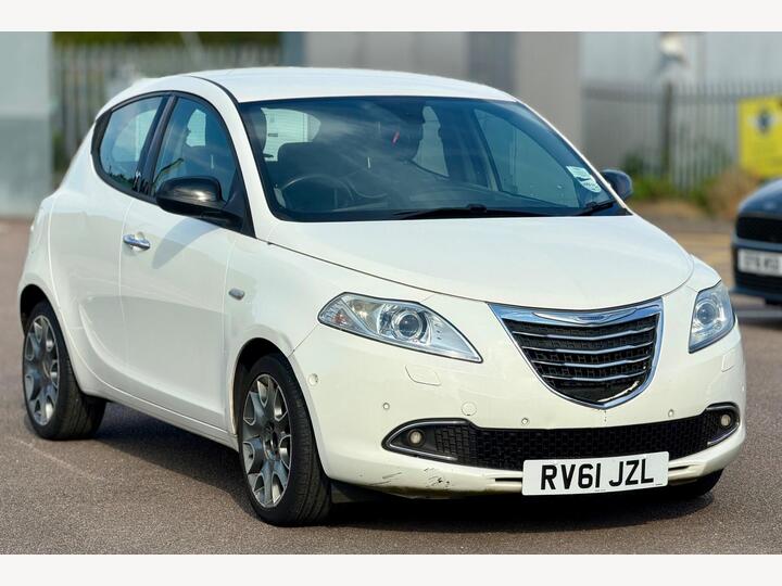 Chrysler Ypsilon 0.9 TwinAir Limited Euro 5 (s/s) 5dr