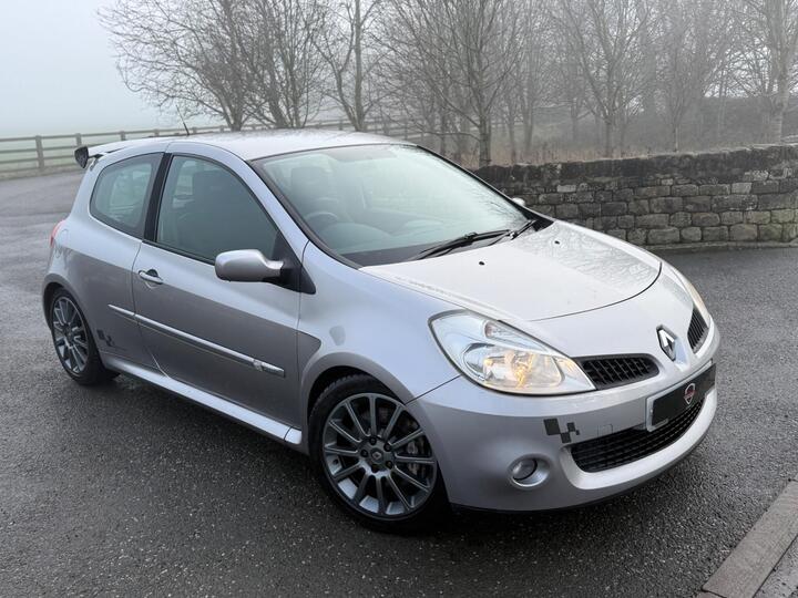 Renault Clio 2.0 VVT Renaultsport 3dr