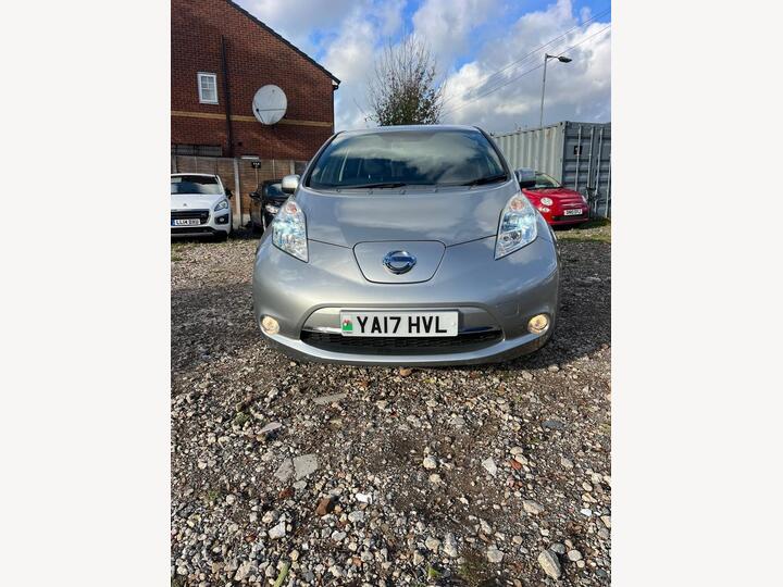 Nissan Leaf 30kWh Tekna Auto 5dr