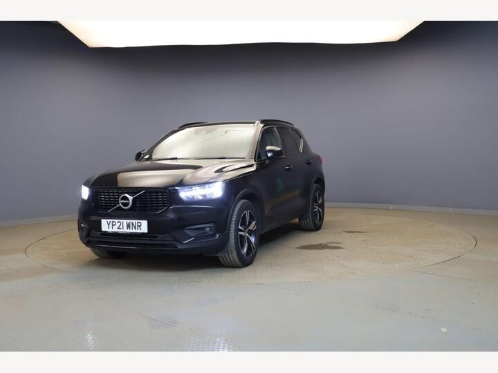 Volvo XC40 2.0 B4 MHEV R-Design Auto AWD Euro 6 (s/s) 5dr