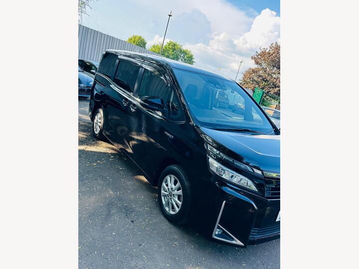 Toyota Noah N/A