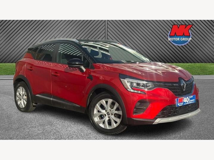 Renault Captur 1.0 TCe Iconic Euro 6 (s/s) 5dr Renault Captur 1.0 TCe Iconic Euro 6 (s/s) 5dr