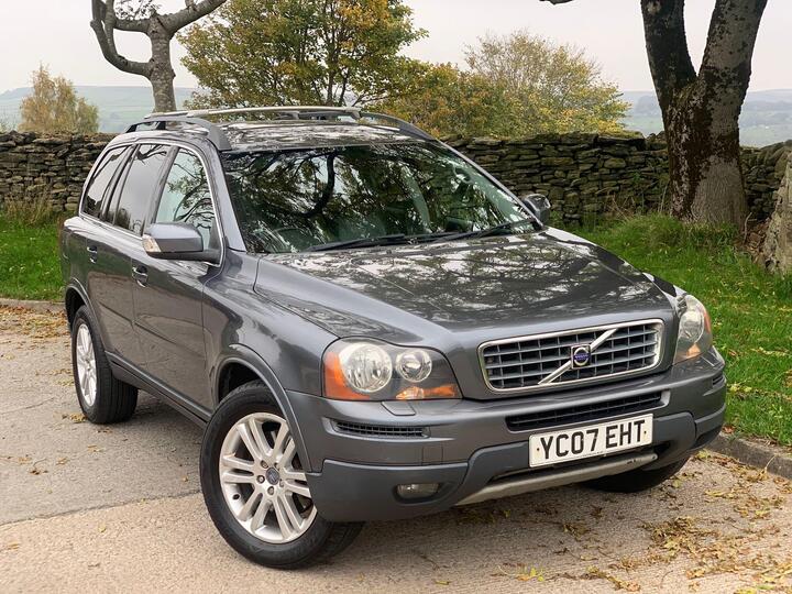 Volvo XC90 2.4 D5 SE Geartronic AWD 5dr