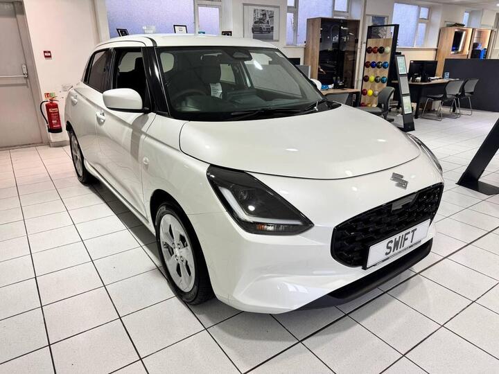 Suzuki SWIFT 1.2 MHEV Motion Euro 6 (s/s) 5dr