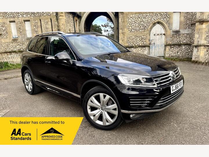 Volkswagen Touareg 3.0 TDI V6 BlueMotion Tech R-Line Tiptronic 4WD Euro 6 (s/s) 5dr