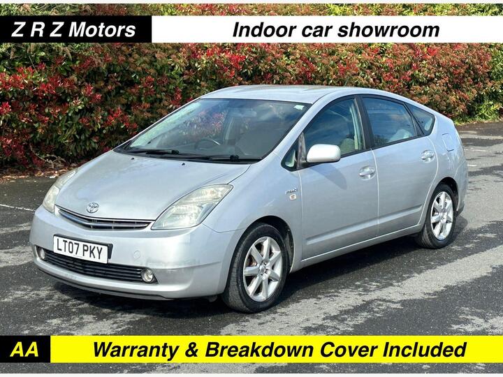 Toyota Prius 1.5 T4 CVT 5dr