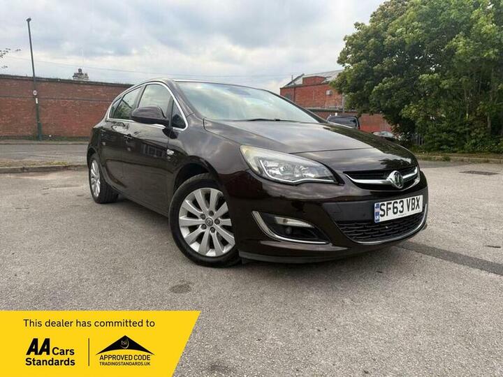 Vauxhall Astra 2.0 CDTi EcoFLEX Elite Euro 5 (s/s) 5dr