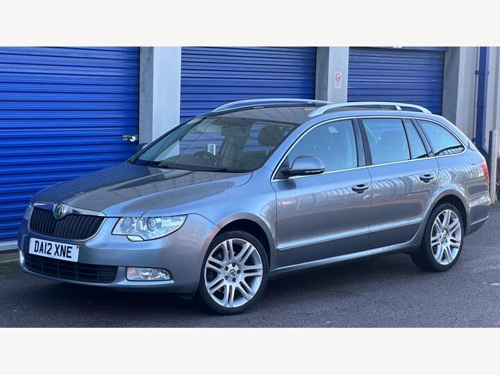 Skoda Superb 2.0 TDI Elegance DSG Euro 5 5dr Skoda Superb 2.0 TDI Elegance DSG Euro 5 5dr