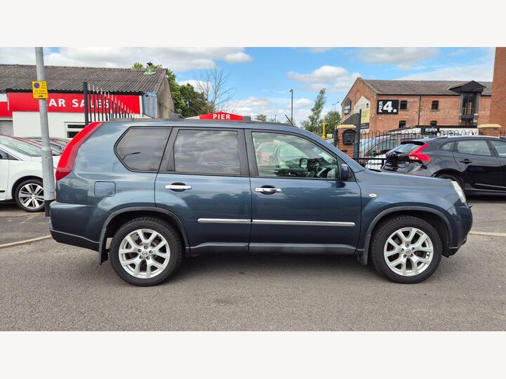 Nissan X-Trail 2.0 DCi Platinum Auto 4WD Euro 5 5dr