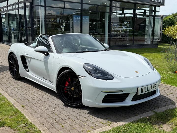 Porsche 718 Boxster 2.5T S PDK Euro 6 (s/s) 2dr Porsche 718 Boxster 2.5T S PDK Euro 6 (s/s) 2dr