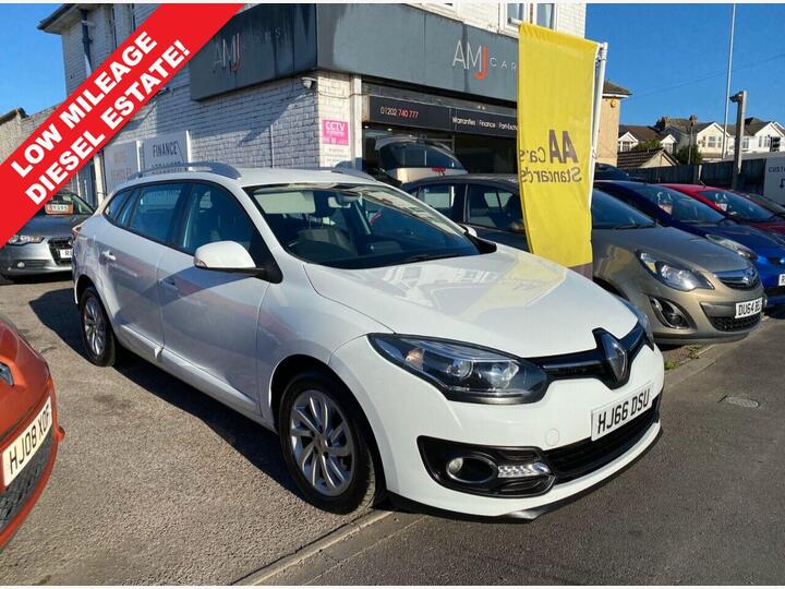 Renault MEGANE 1.5 DCi Dynamique Nav Sport Tourer Euro 6 (s/s) 5dr Renault MEGANE 1.5 DCi Dynamique Nav Sport Tourer Euro 6 (s/s) 5dr