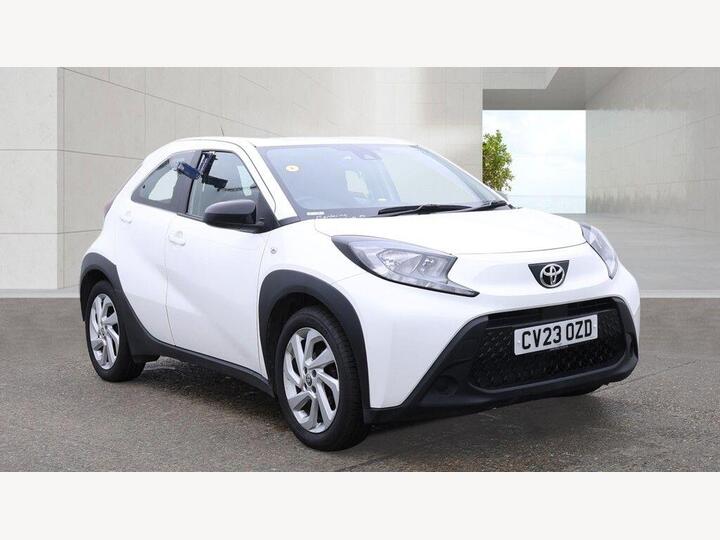 Toyota AYGO X 1.0 VVT-i Pure X-shift Euro 6 (s/s) 5dr