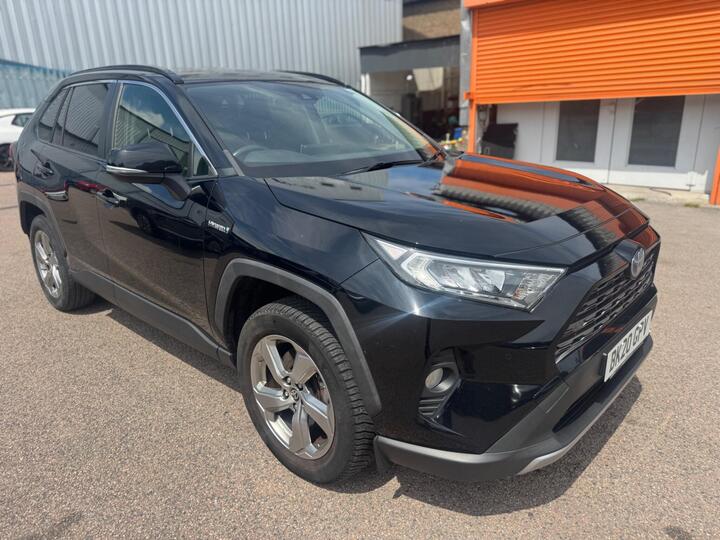 Toyota RAV4 2.5 VVT-h Design CVT 4WD Euro 6 (s/s) 5dr Toyota RAV4 2.5 VVT-h Design CVT 4WD Euro 6 (s/s) 5dr