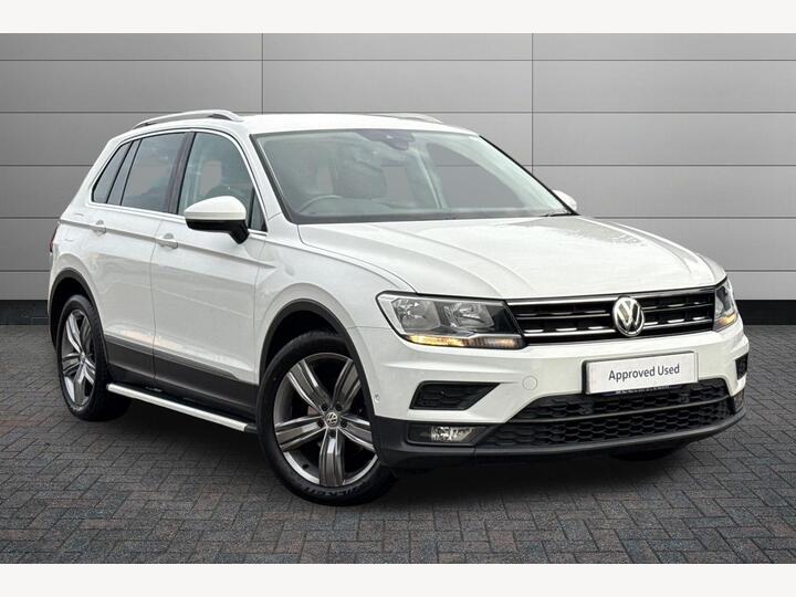 Volkswagen Tiguan 2.0 TDI Match DSG Euro 6 (s/s) 5dr Volkswagen Tiguan 2.0 TDI Match DSG Euro 6 (s/s) 5dr