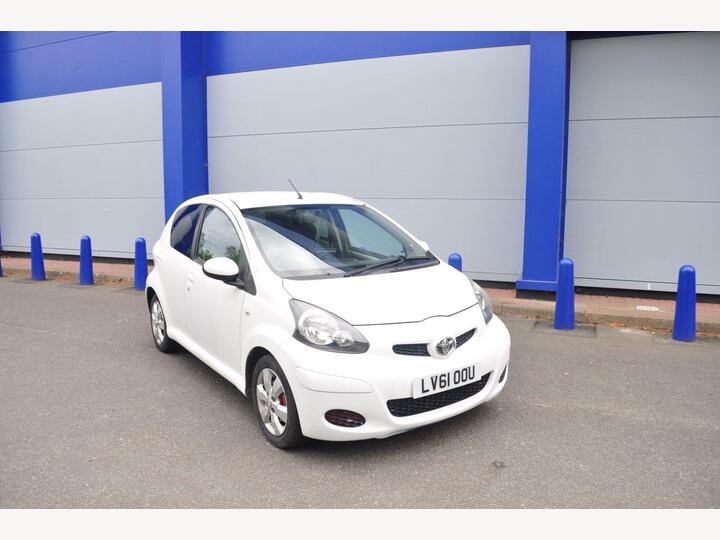 Toyota AYGO 1.0 VVT-i Go Euro 5 5dr