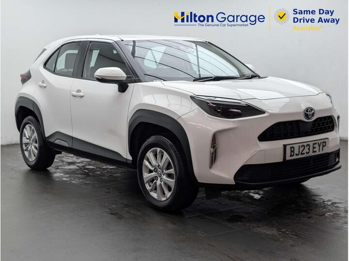 Toyota YARIS CROSS 1.5 VVT-h Icon E-CVT Euro 6 (s/s) 5dr Toyota YARIS CROSS 1.5 VVT-h Icon E-CVT Euro 6 (s/s) 5dr