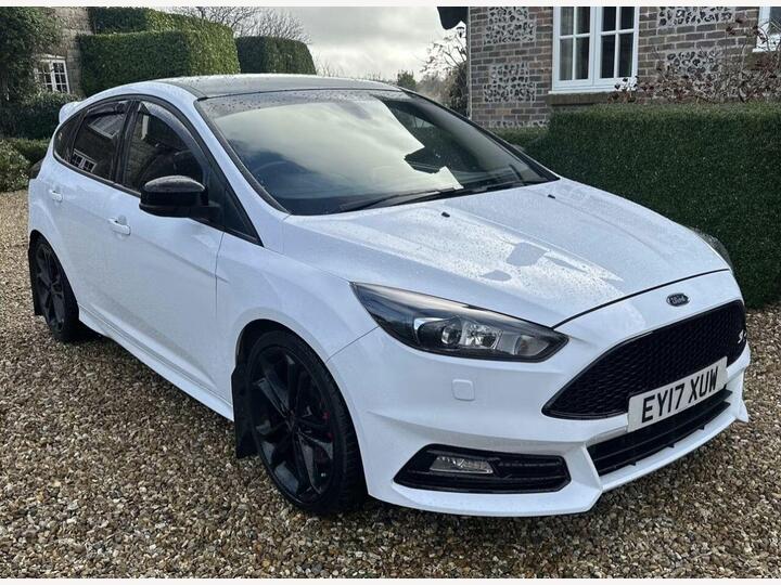 Ford FOCUS 2.0T EcoBoost ST-3 Euro 6 (s/s) 5dr