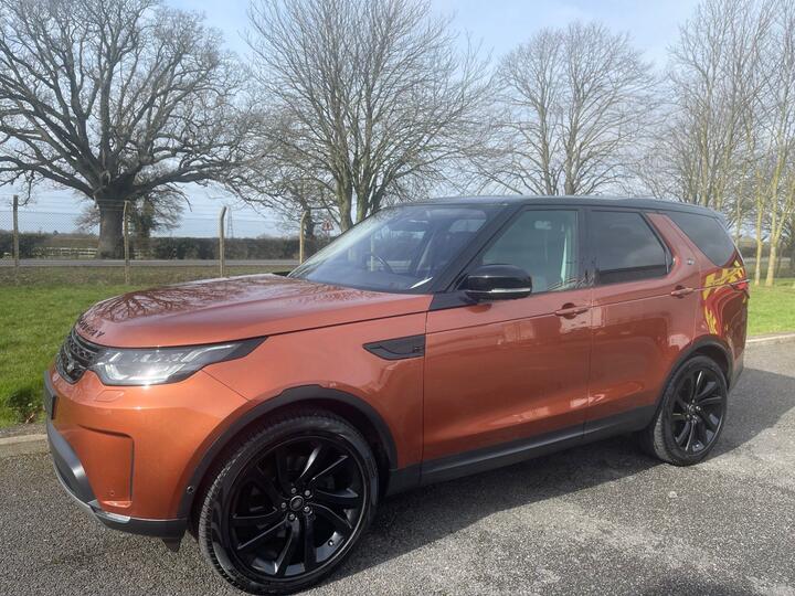 Land Rover Discovery 3.0 TD V6 First Edition Auto 4WD Euro 6 (s/s) 5dr Land Rover Discovery 3.0 TD V6 First Edition Auto 4WD Euro 6 (s/s) 5dr