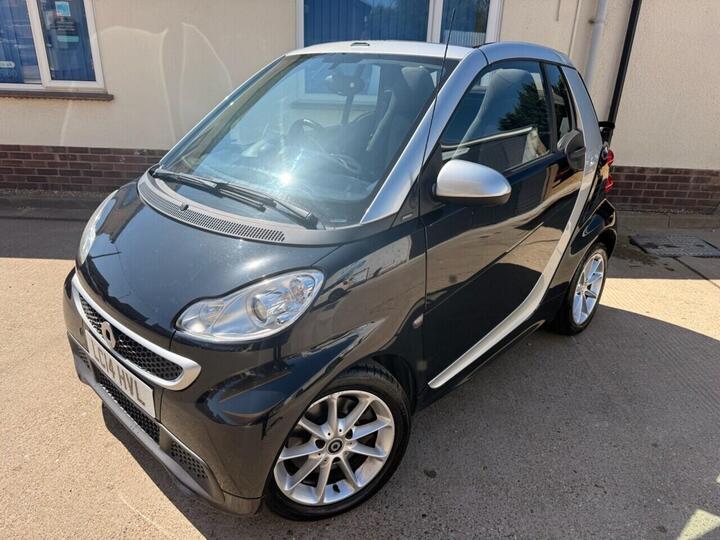 Smart FORTWO 1.0 MHD Passion Cabriolet SoftTouch Euro 5 (s/s) 2dr