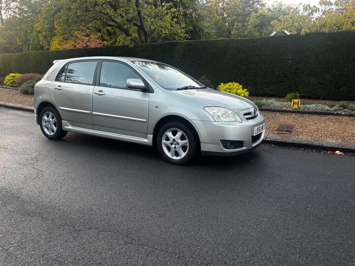 Toyota Corolla 1.6 VVT-i Colour Collection 5dr