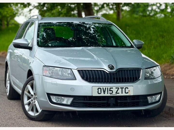 Skoda Octavia 2.0 TDI Elegance Euro 5 (s/s) 5dr Skoda Octavia 2.0 TDI Elegance Euro 5 (s/s) 5dr