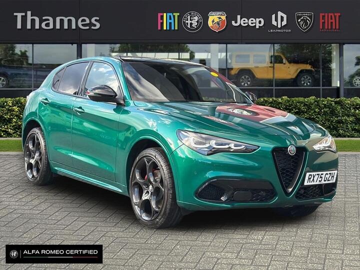 Alfa Romeo Stelvio 2.0T Tributo Italiano Auto Q4 AWD Euro 6 (s/s) 5dr Alfa Romeo Stelvio 2.0T Tributo Italiano Auto Q4 AWD Euro 6 (s/s) 5dr
