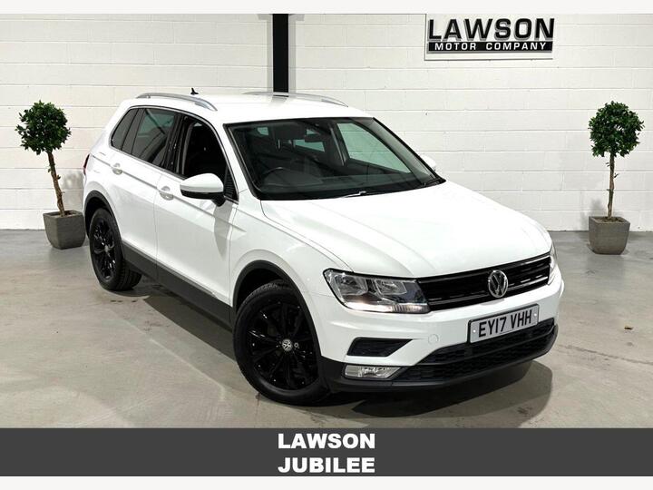 Volkswagen TIGUAN 2.0 TDI BlueMotion Tech SE Navigation Euro 6 (s/s) 5dr
