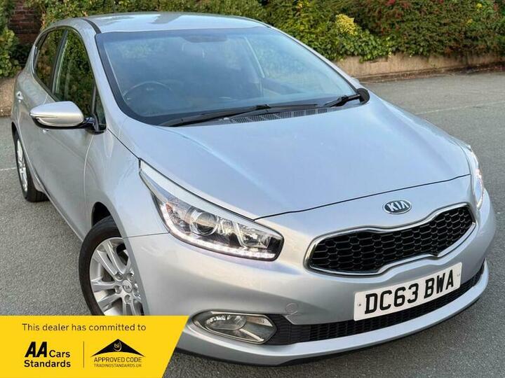 Kia Ceed 1.6 GDi 3 DCT Euro 5 5dr