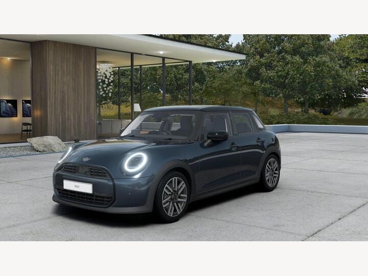 MINI Cooper 1.5C Classic Steptronic Euro 6 (s/s) 5dr