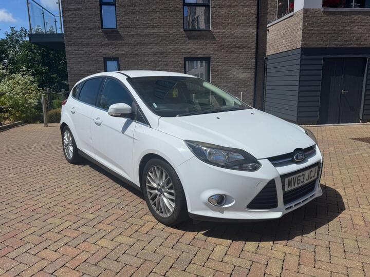 Ford Focus 1.6 TDCi Zetec Euro 5 (s/s) 5dr