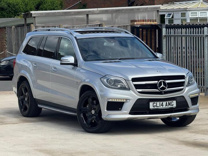 Mercedes-Benz GL Class 5.5 GL63 V8 AMG SpdS+7GT 4WD Euro 5 (s/s) 5dr Mercedes-Benz GL Class 5.5 GL63 V8 AMG SpdS+7GT 4WD Euro 5 (s/s) 5dr
