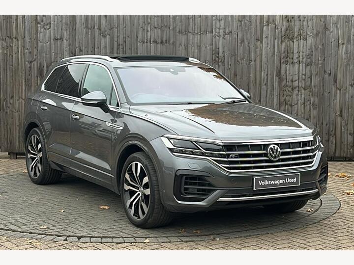 Volkswagen Touareg 3.0 TSI V6 R-Line Tech Tiptronic 4Motion Euro 6 (s/s) 5dr Volkswagen Touareg 3.0 TSI V6 R-Line Tech Tiptronic 4Motion Euro 6 (s/s) 5dr